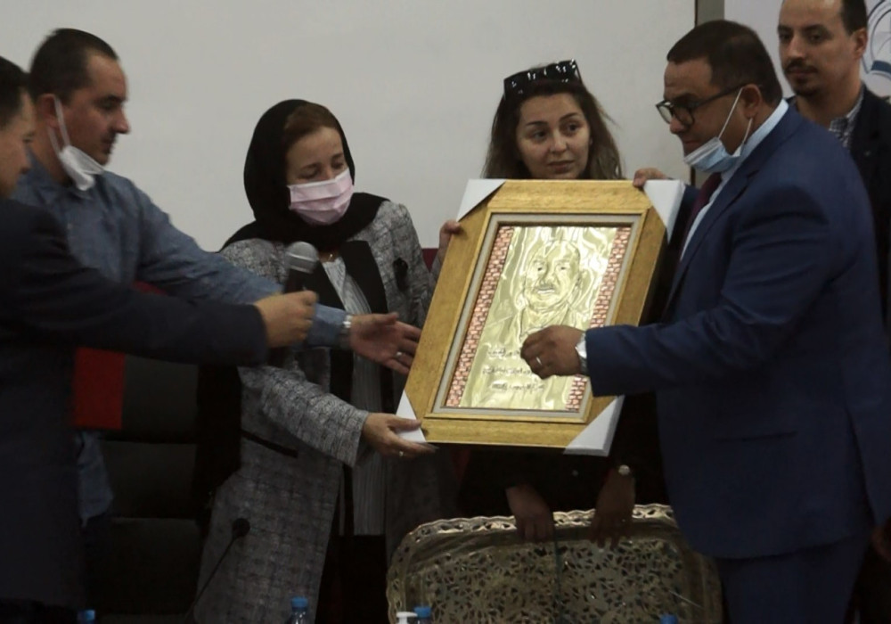 01520.MTS_snapshot_01.05.522